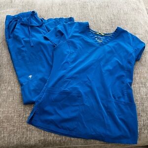 Healing Hands scrub small tall & small top